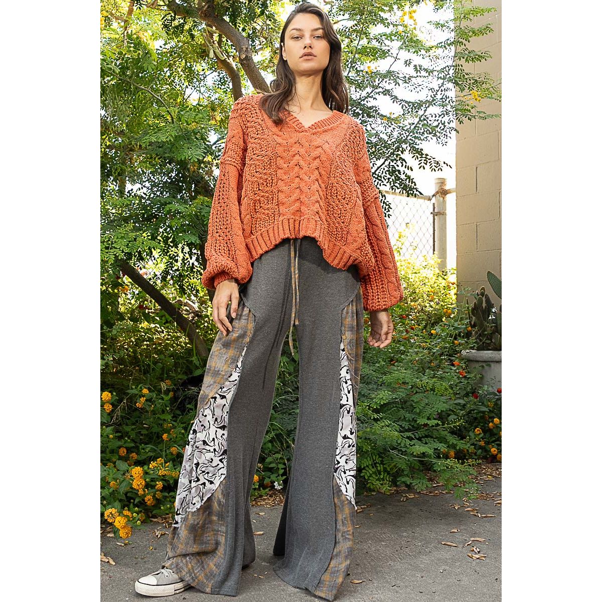 V-Neck Semi Cropped Top in Chenille Sweater Sale