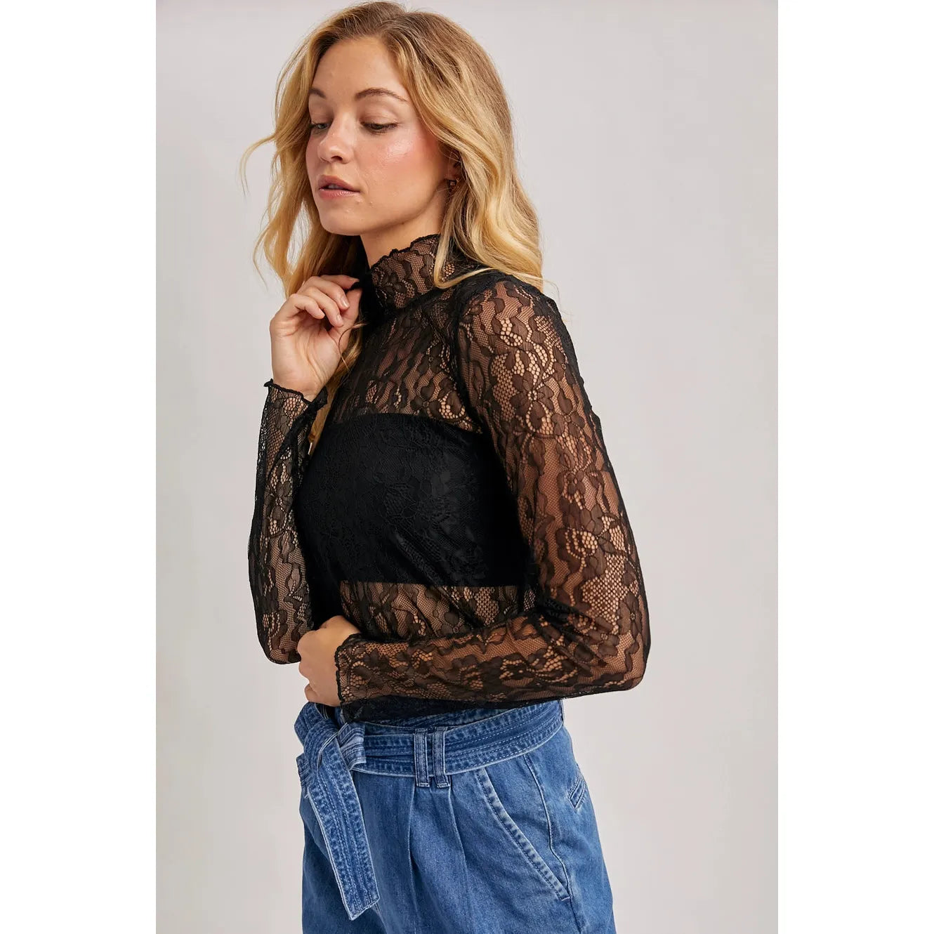 Elegant Long-Sleeved Mock Neck Lace Top with No Lining