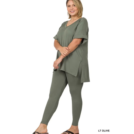 Plus Size Top & Leggings Set