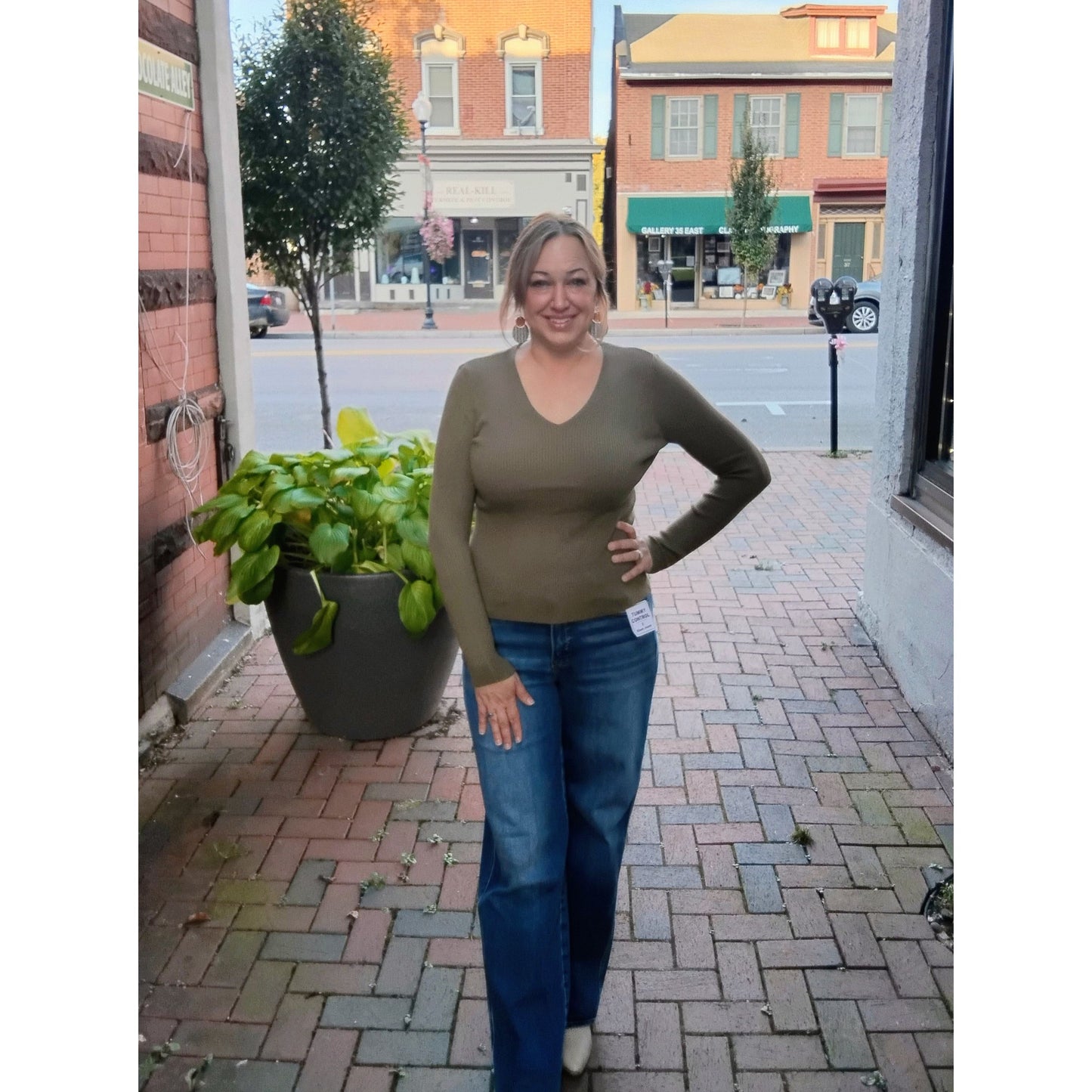 Viscose Fitted V-neck Sweater (XL-3XL)