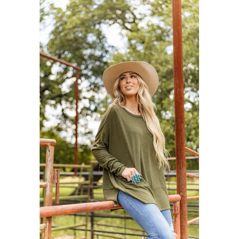 Weekend Ease Pocket Top (Sizes S-3X)