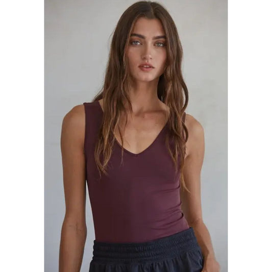 Seamless Reverse U-V Neck Tank