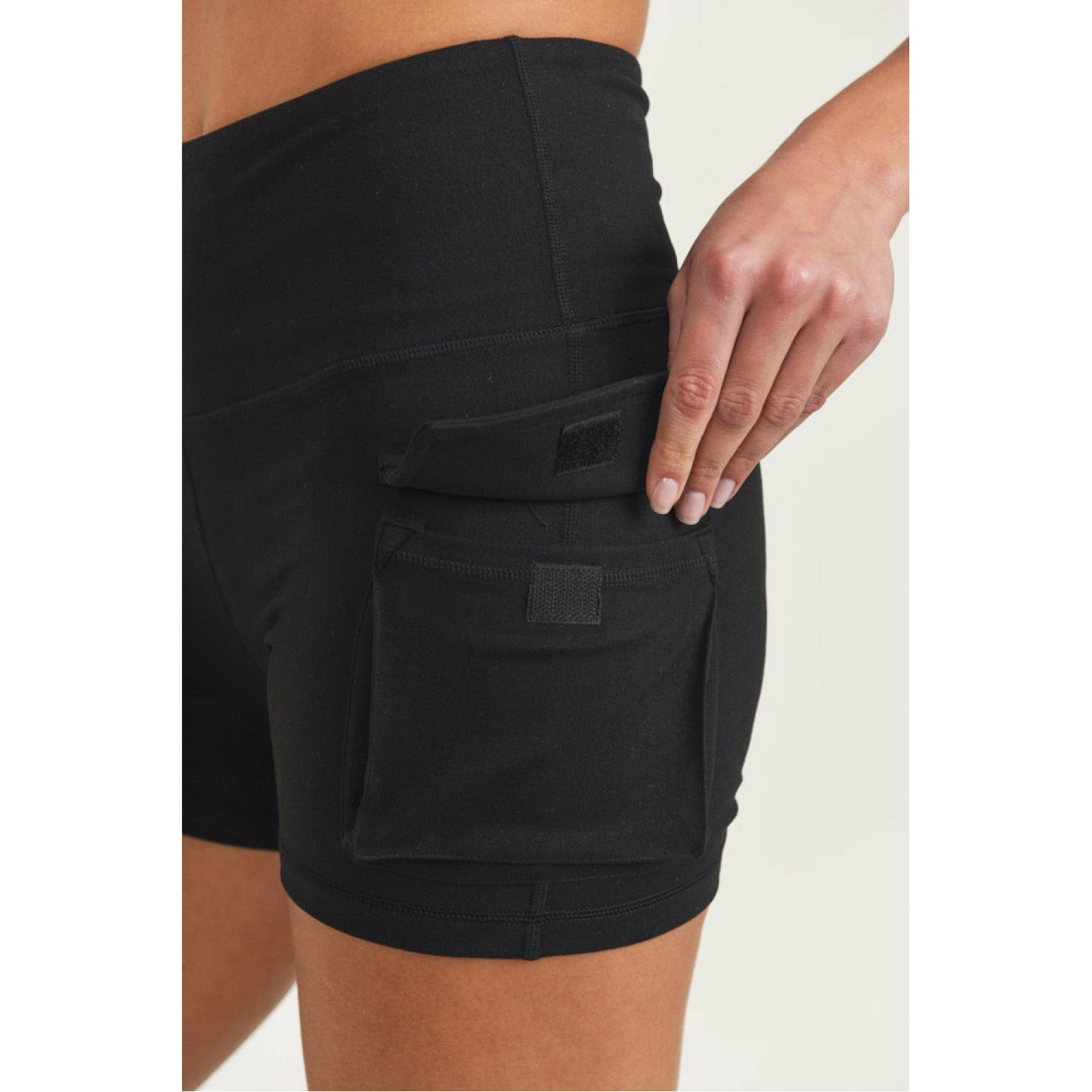 Cargo Utility Hybrid Highwaist Shorts
